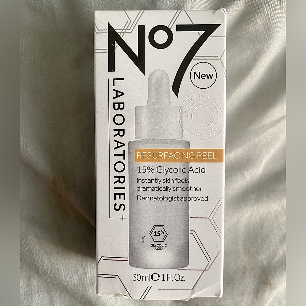 NIB No7 Laboratories 15% Glycolic Acid Resurfacing Peel